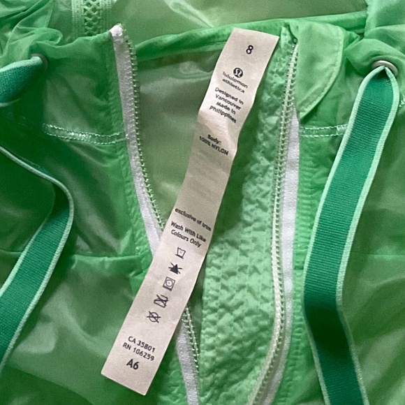 Lululemon Transparent Green Running Jacket with Hood Size 8 - Picture 5 of 15